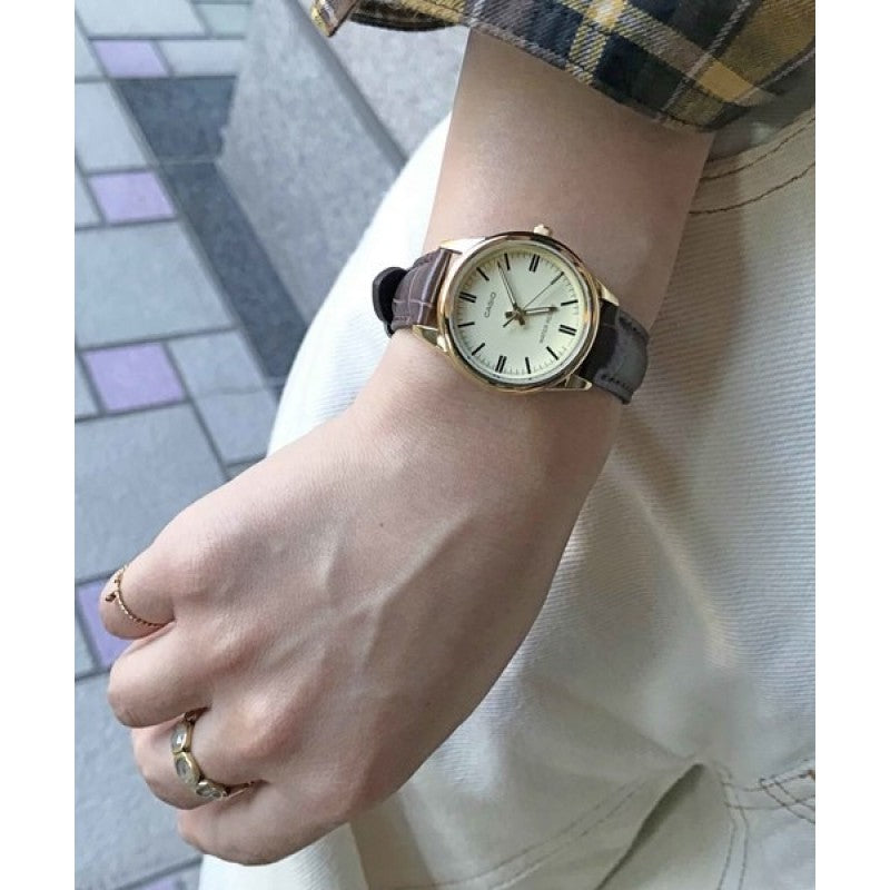 RELOJ PARA MUJER CASIO LTP-V005GL-9AUDF -AMARILLO - Tiendas Casio TITEC